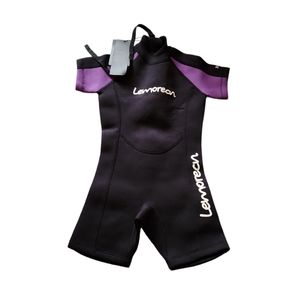 NWT Lemorecn Youth Wetsuit 3MM Size 4 Purple & Black